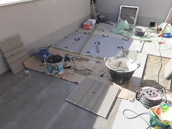Impermeabilización de terraza para posterior solado con baldosa cerámica